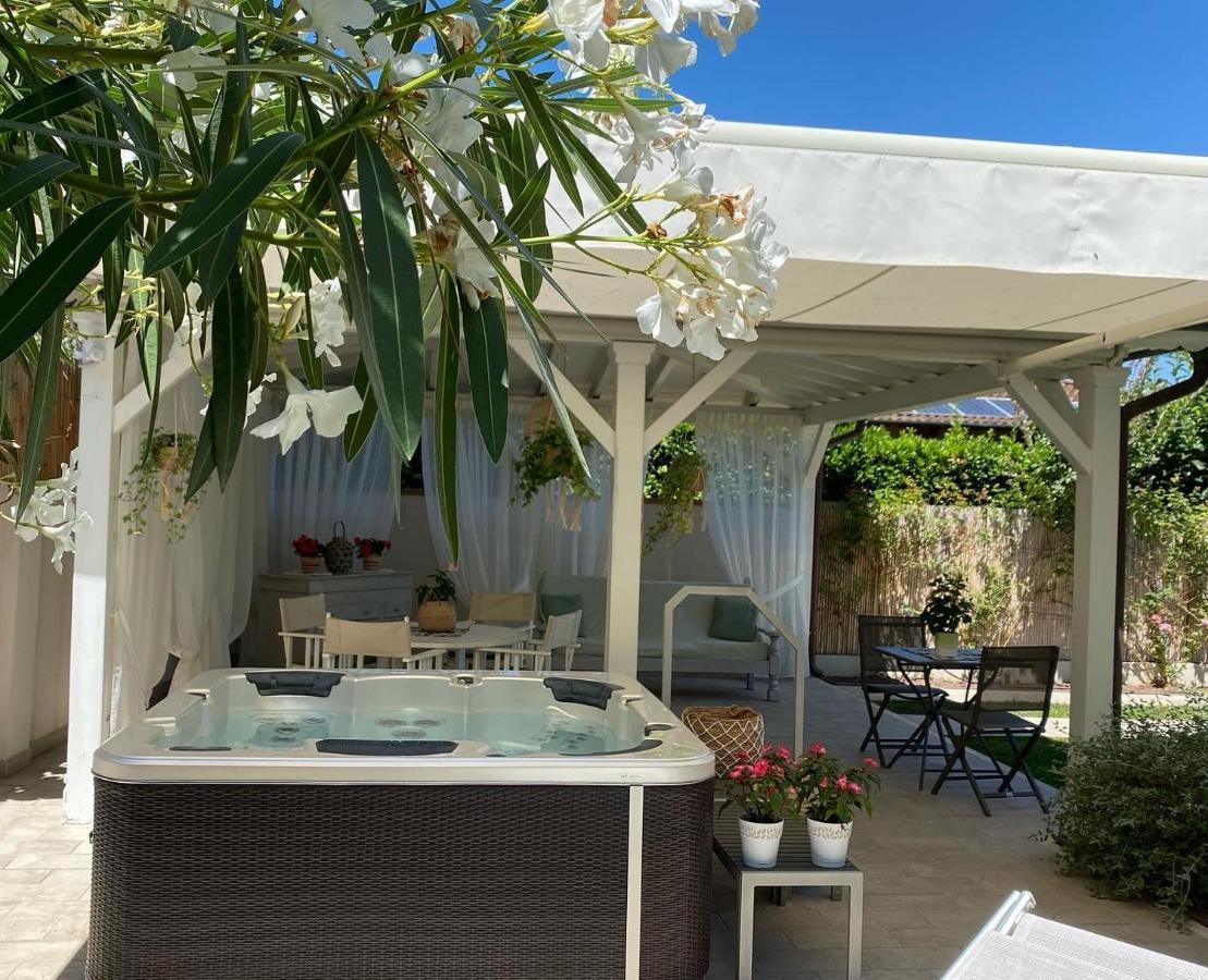 קמאיורה Bellaisa Bed & Breakfast מראה חיצוני תמונה